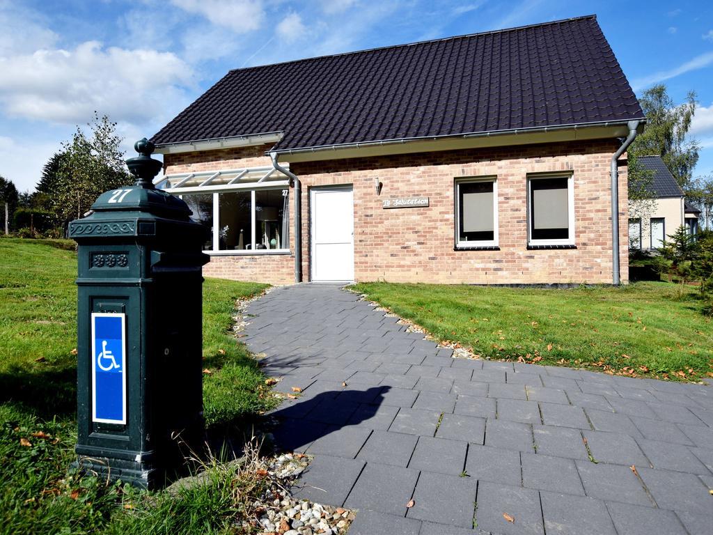 Wheelchair Friendly House With Sauna Villa Leykaul Exterior photo